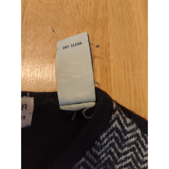 Lord & Taylor Cardigan Sweater Womens Petite Large Black White Full Zip Wool - Picture 7 of 8